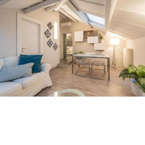 - AL MARE - NUOVO E STUPENDO LOFT 5 STELLE