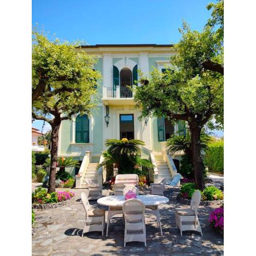 -Casa Padronale fronte Mare-