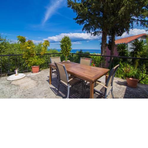 -Grand house Tassos-