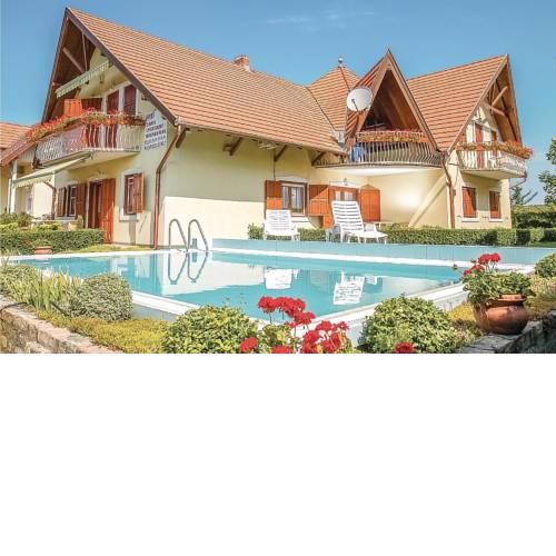 0-Bedroom Apartment in Balatonmariafurdo