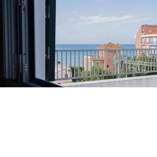 010 - Sant Anna loft VISTA MARE 150m dalla SPIAGGIA