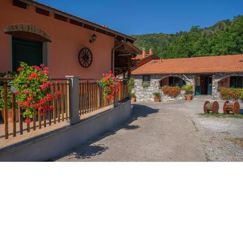 01234 - Agriturismo La Marpea, esperienza in mezzo alla natura e al cibo tipico Italiano