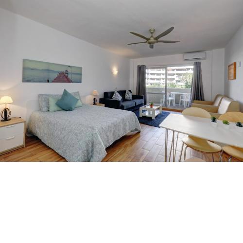 077 - Comfortable Studio in Large Holiday Complex With Water Park