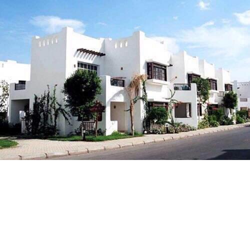 1-Bed Apartment BY THE POOL 30