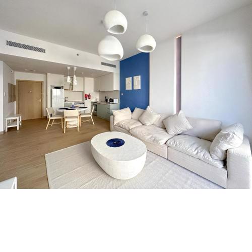 1 Bed Apt Myko inspired