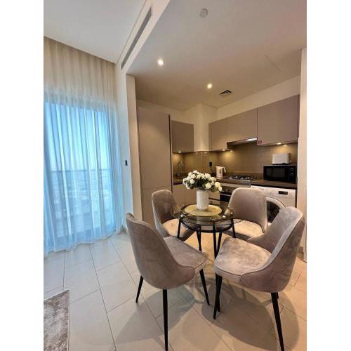 1 bedroom apartment Burj Khalifa view