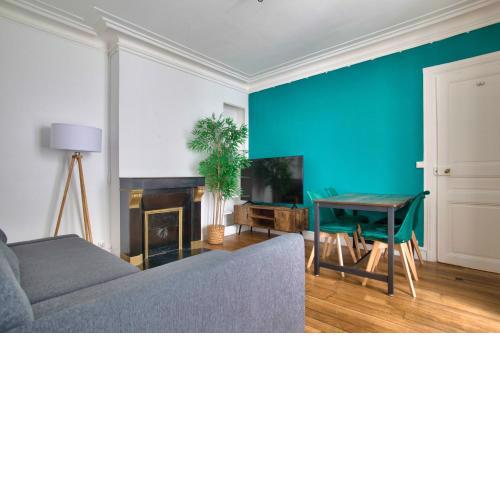 1 Bedroom Notre Dame de Paris Monge