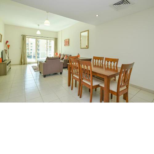 1 Bedroom Pool View Apartment in Greens - OAS