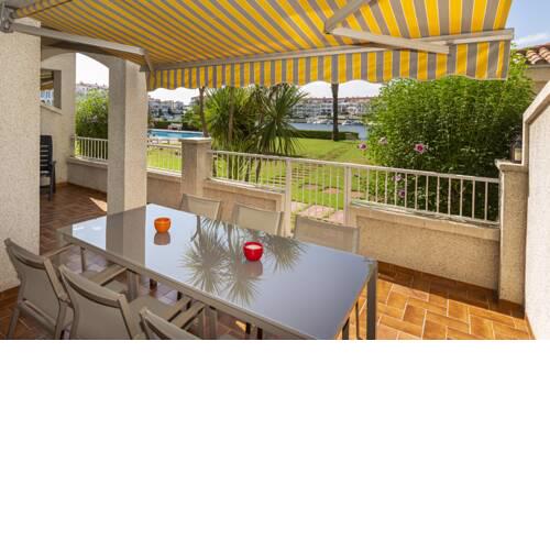 1007 Apartamento planta baja Lago San Maurici