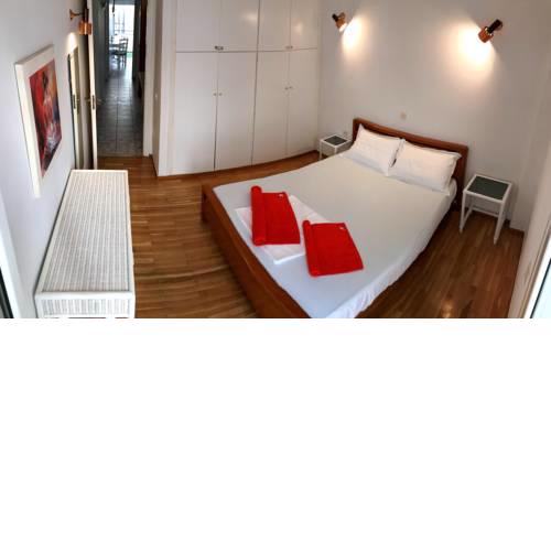 100m from the beach cosy apartment