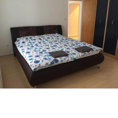 1030 Cozy apartment 2 - 8min to city center