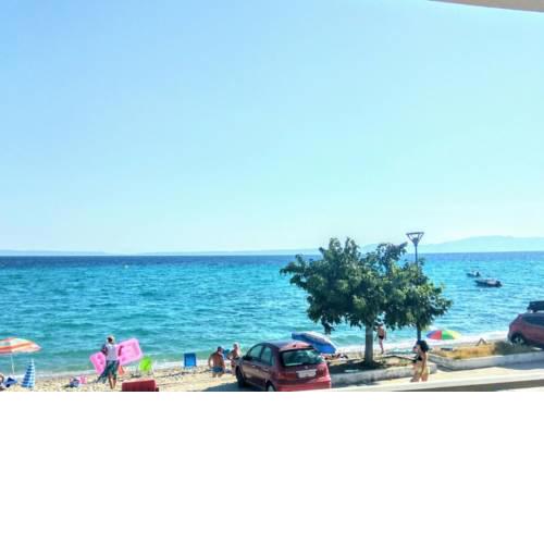 ΧΑΛΚΙΔΙΚΗ 10μ. ΜΠΡΟΣΤΑ ΣΤΗ ΘΑΛΑΣΣΑ ΤΟΥ ΠΟΛΥΧΡΟΝΟΥ