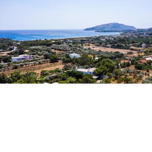 Μονοκατοικία με θέα θάλασσα , 10 λεπτά από Σούνιο