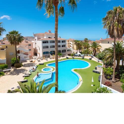 10E Country Club Apartment