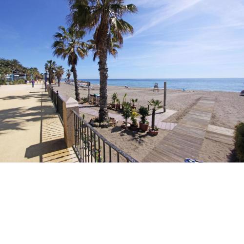 1105 beachfront apartment golden mile marbella