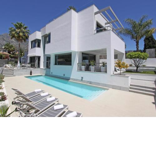 1118 modern villa