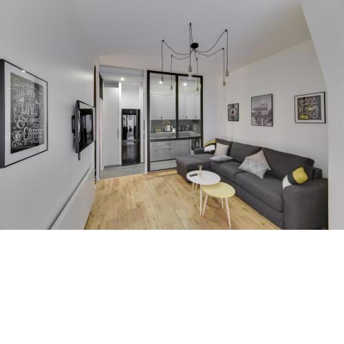 113-Suite Liu