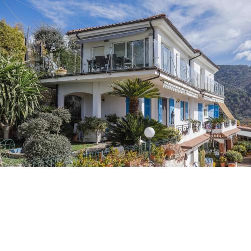 117 - Villa Bellavista a Seborga, Vista mare e Piscina a 15 minuti dalle spiaggia