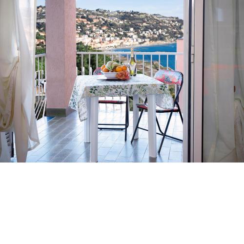 118b - Casa Sole Luna VISTA MARE 500metri dalla spiaggia, garage a pagamento