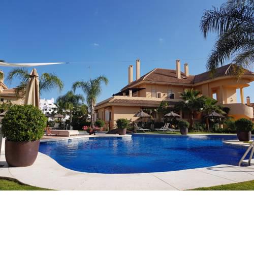 127 Aloha Hill Club