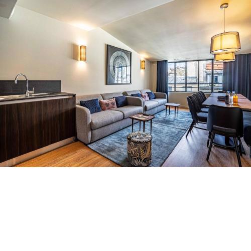 135 - Urban Five Star Apartment in Center of Paris