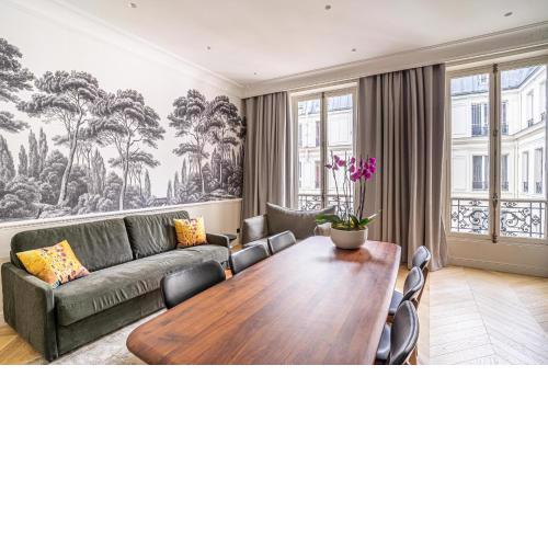 141 - Urban Beautiful Flat near Champs-Elysees
