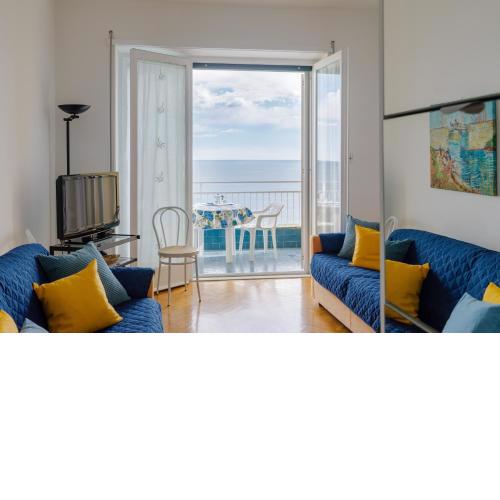 144 - Sunshine Suite 9, fronte e vista MARE, 100metri SPIAGGIA