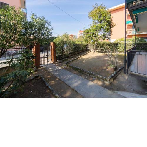 146 - Casa Sant'Anna, 100 metri dal mare e spiaggia