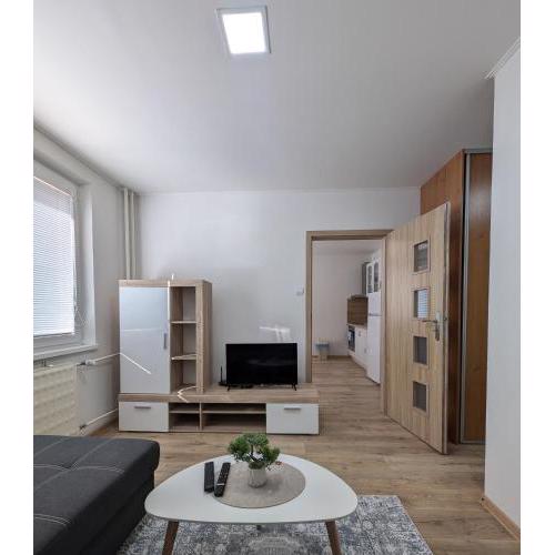 1,5 room apartment, LM, Priebežná
