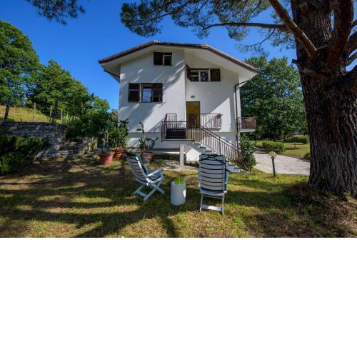 157 - Villa la Pianazza in mezzo al verde, 15 minuti da Spiaggia e Mare e 30 minuti dalle Cinque Terre in macchina - Posti auto privati Gratuiti