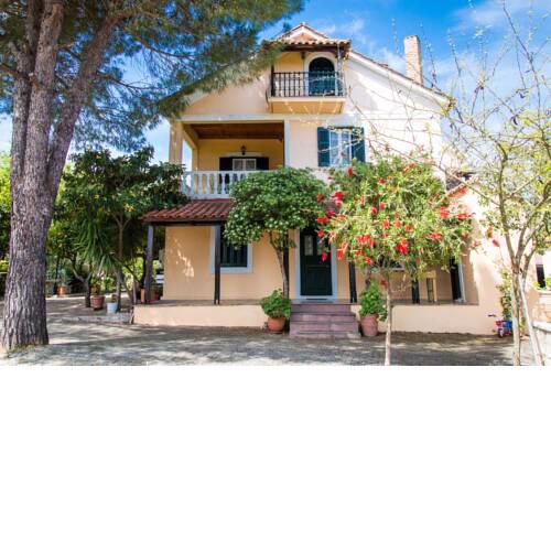 167 sq m Country House in Fiolitis Village