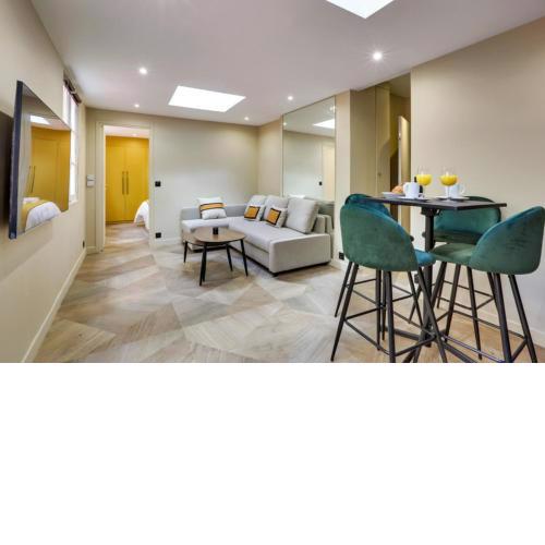 170-Suite Z