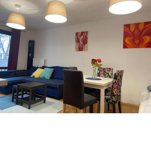 18 Urban Apartment near the Рrаter