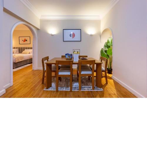1825 Haven Residences - 2br Serviced - Central