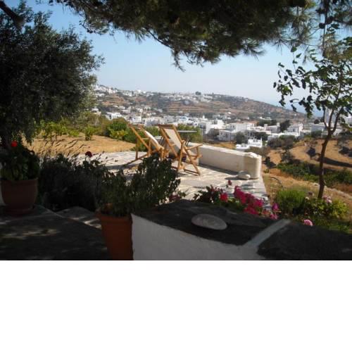 1875 residence with panoramic views and garden