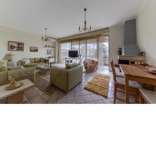 1BD Apartment in the Center