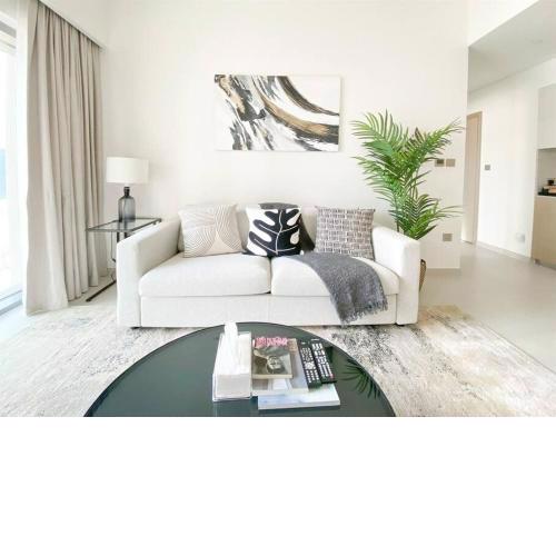 1BDR Prime Location w/ City Views-10mins Dubai Mall