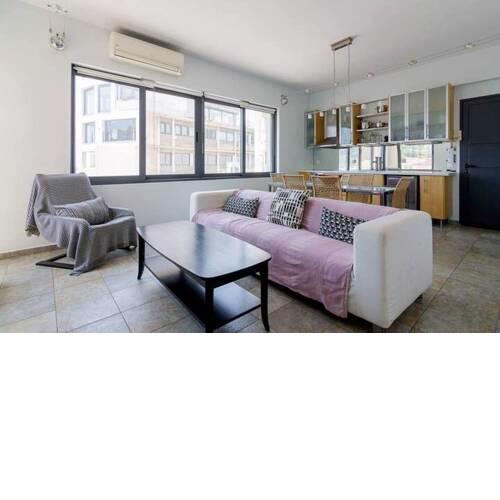 1bedroom house in the city center with great view