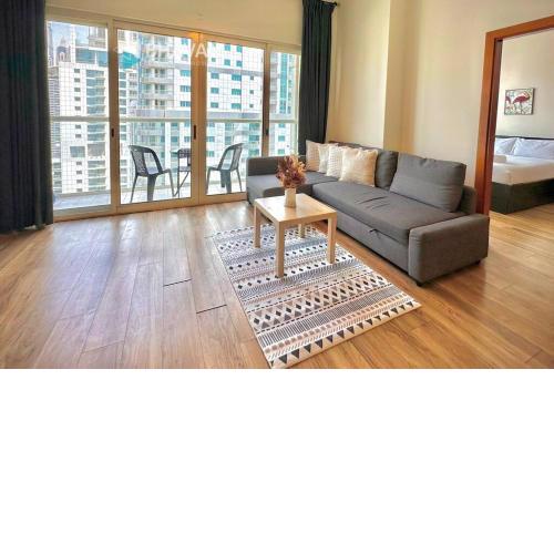 1BR Fully Furnished Apartment in Dubai Marina