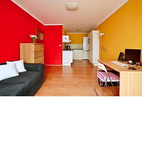 1+kk, Praha Karlin