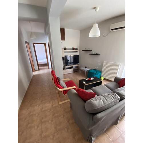 1st floor apartment at center with nice view!