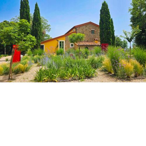 2 alloggi di charme con accesso a SPA immerso nel Giardino Emozionale per max 9 persone
