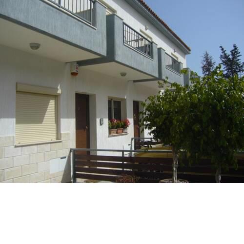 2 BDR townhouse near the sea