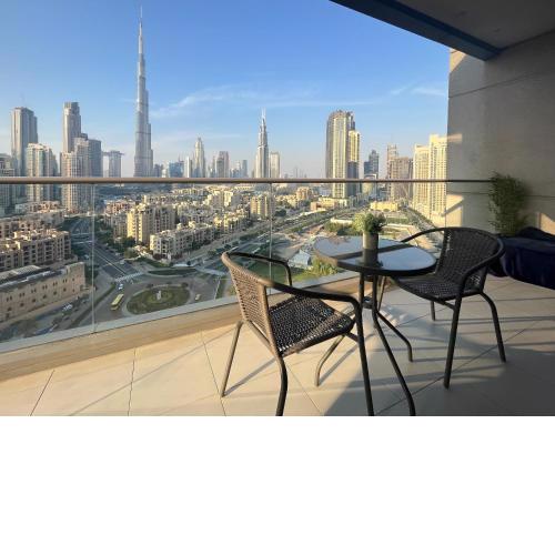 2 Bed Room Apartment with Breathtaking View of Burj Khalifa