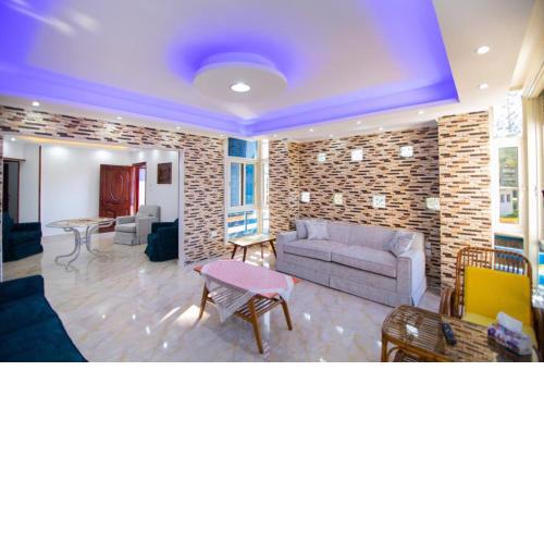 2 bed rooms Chalet, Garden&sea view, first floor , Family only شاليه شقه دور اول مستقل المعموره الشاطىء بجوار المنتزه Mamoura Alexandria
