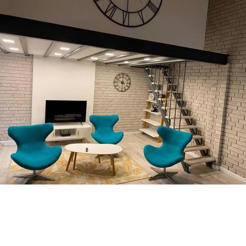 2 bedroom, 2 bathroom design apartment