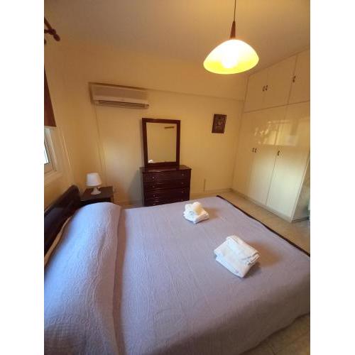 2 bedroom apartment near Finikoudes
