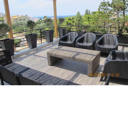 2-bedroom apt. with PRIVATE Roof Garden - Sea View