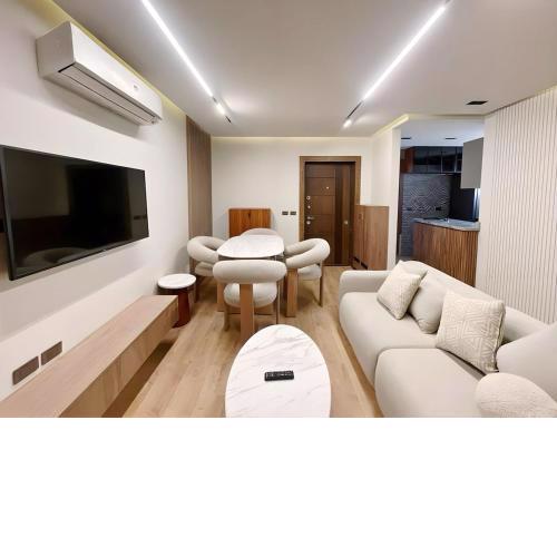 2-Bedroom Luxury Escape