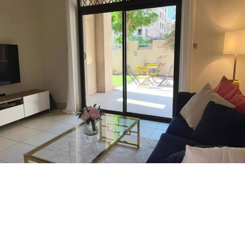 2 Bedroom Old Town Garden Apartment - The 108 Residences